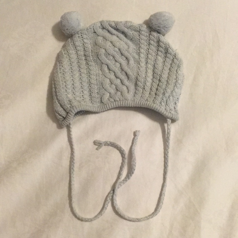 EUC Egg baby hat with ties abd pom poms (light blue)